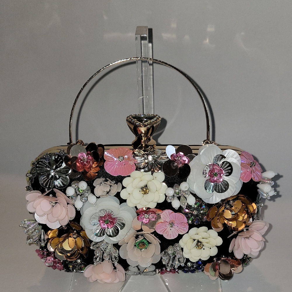 MULTICOLOR 3D FLORAL EMBELLISHED HAND BAG SHOULDER BAG.